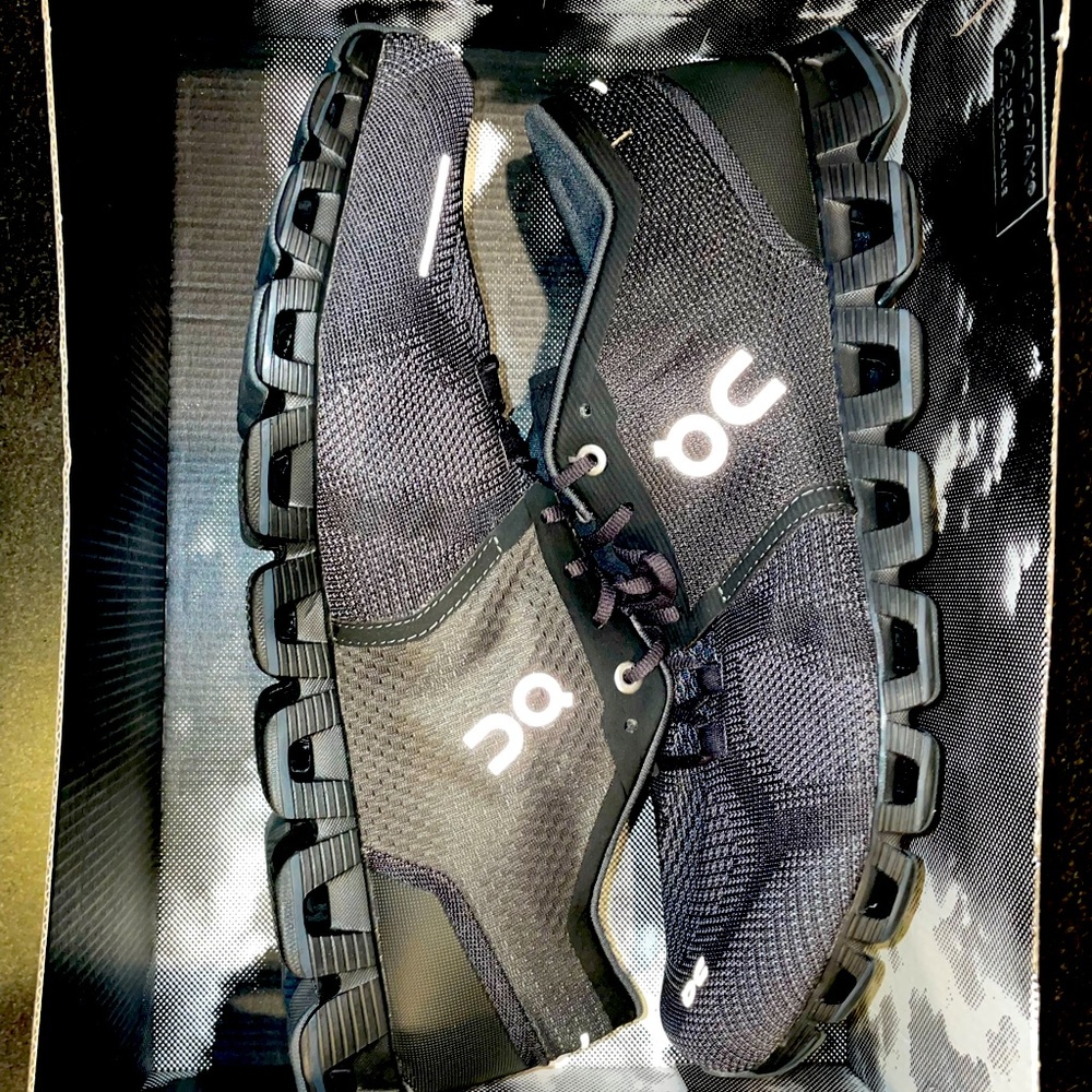 Cloud X Swiss athletic shoes